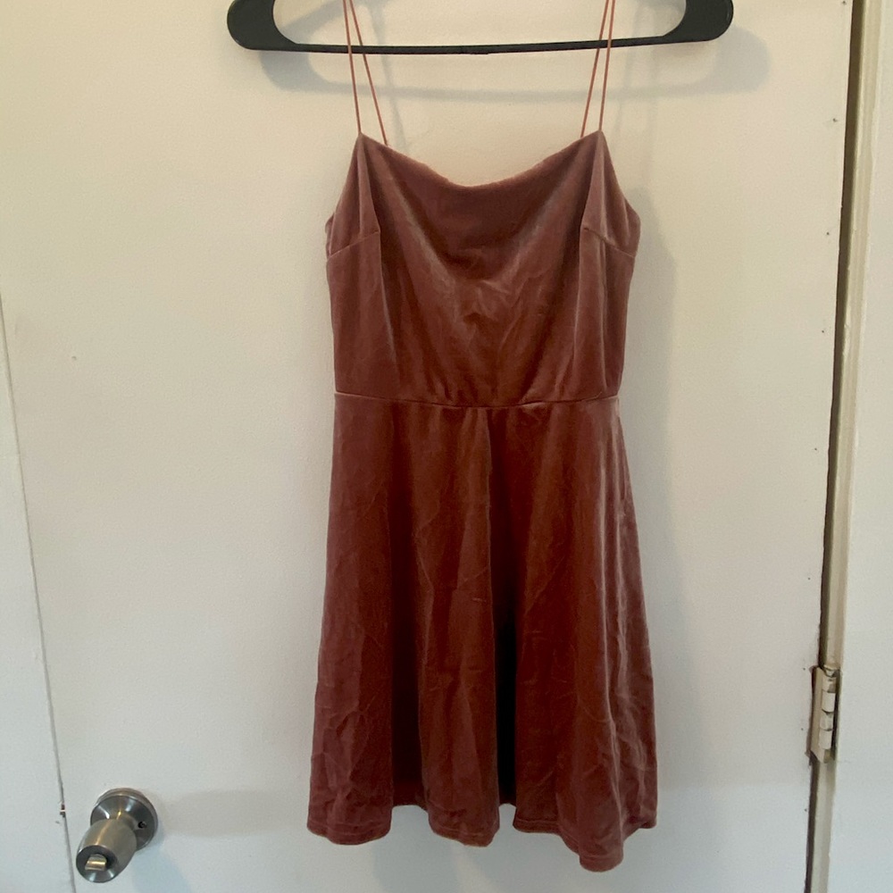 MOVING SALE! Urban Outfitters casual dress XS tall